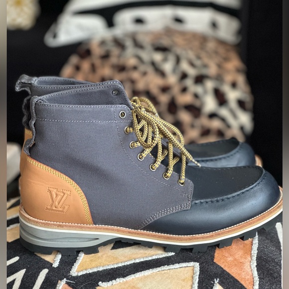 Men’s Louis Vuitton Alpinist Mountain BootsSize 9.5